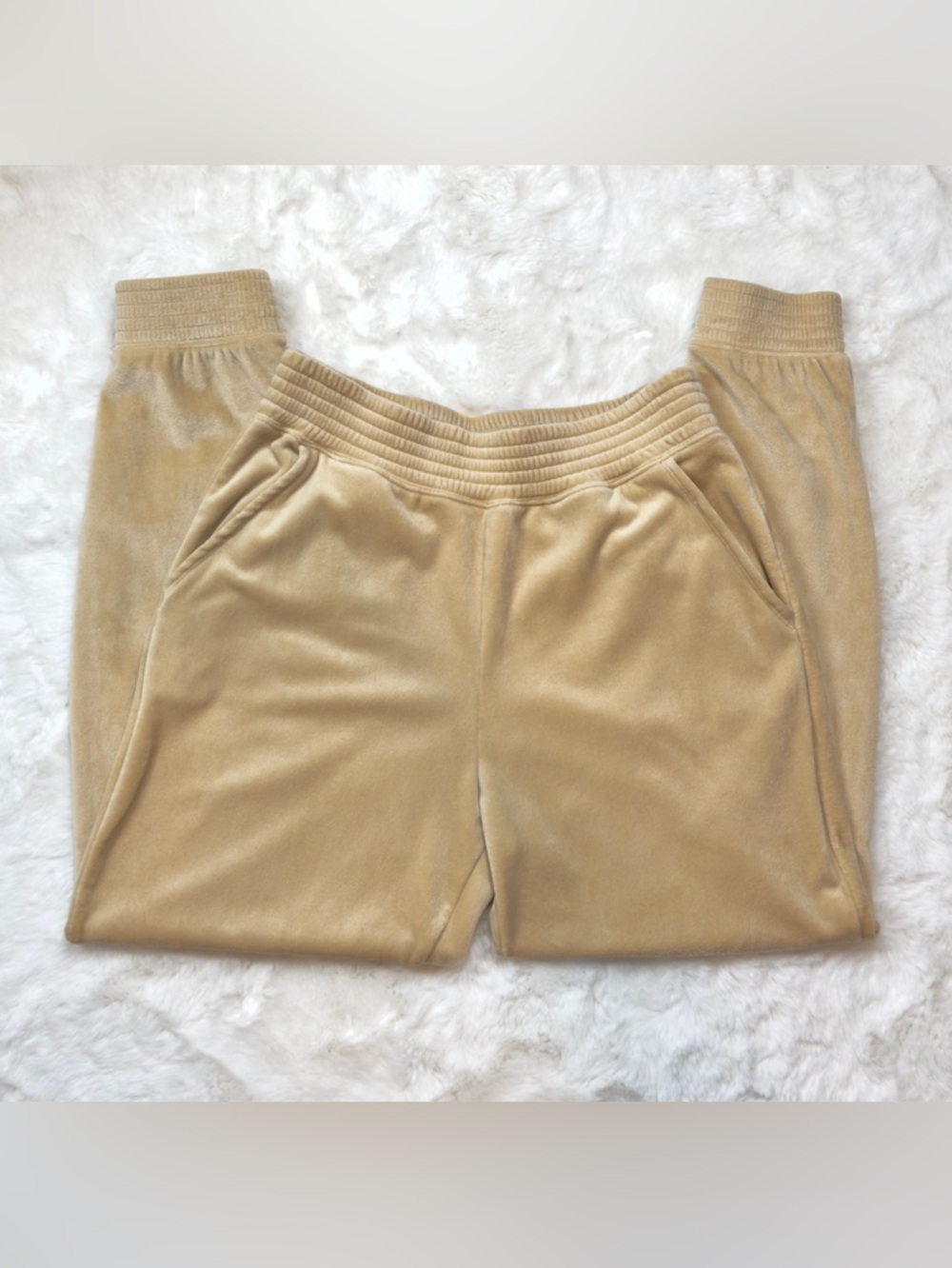 Like-new Abercrombie & Fitch Cozy Velour Joggers